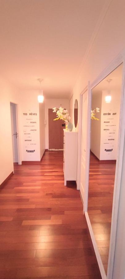 Bel Appartement Entre Disney Land Et Paris Chelles  Eksteriør bilde